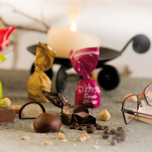 Assorted Cuneesi Chocolates in Decorative Tin - 9.17 oz